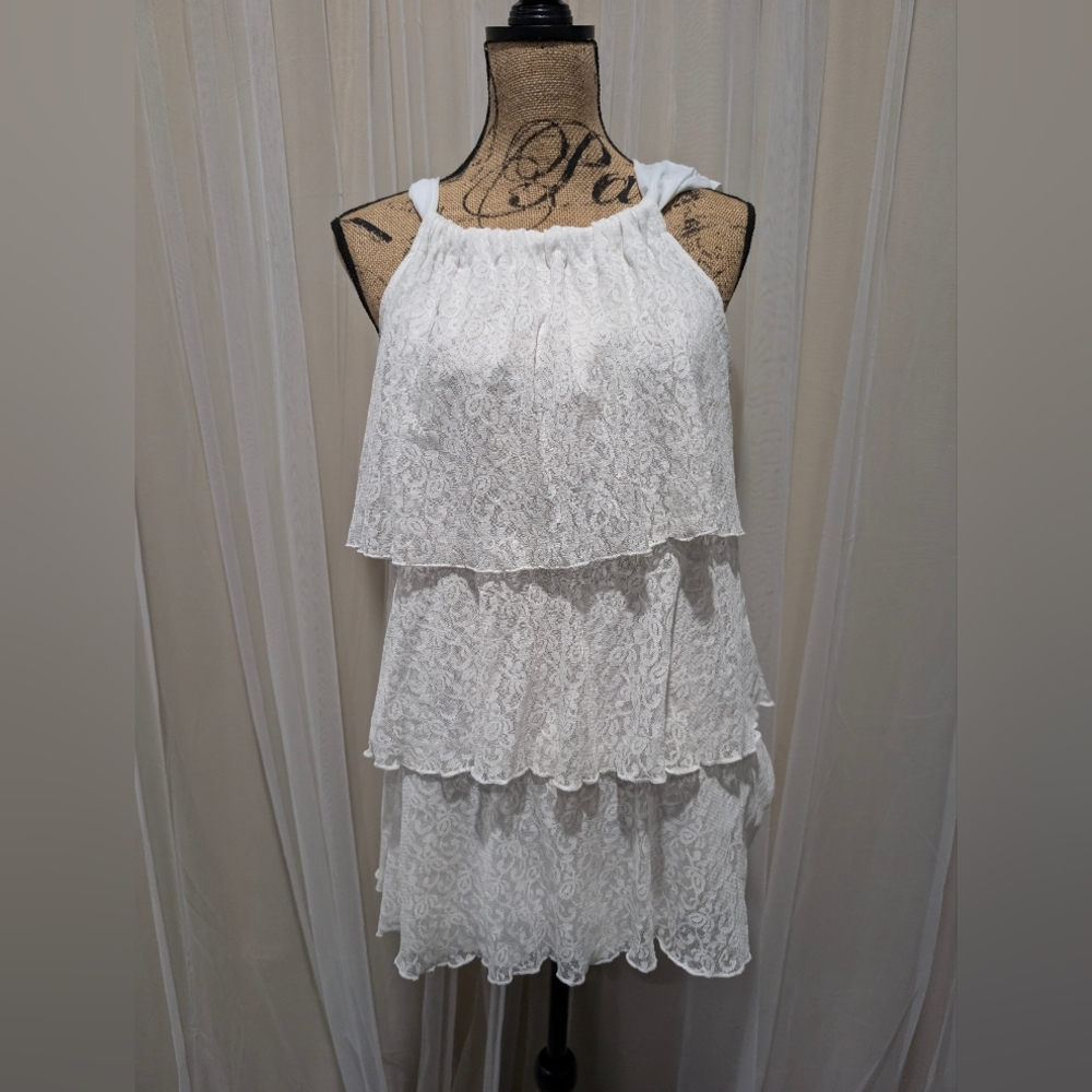 Jennie & Marlis lace top